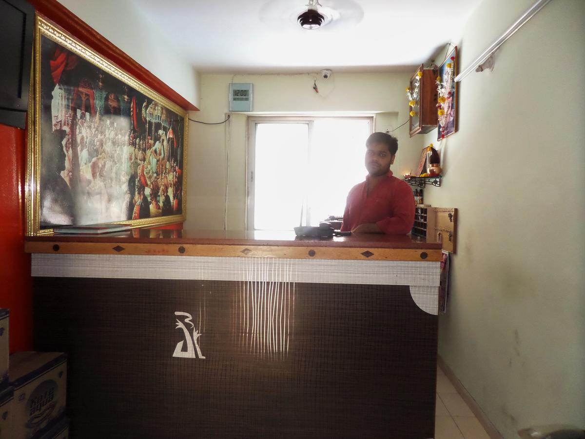 Ashtavinayak Residency Hotel ปูเน่ ภายนอก รูปภาพ